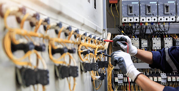 Professional Electrician technician working in La Porte City, IA